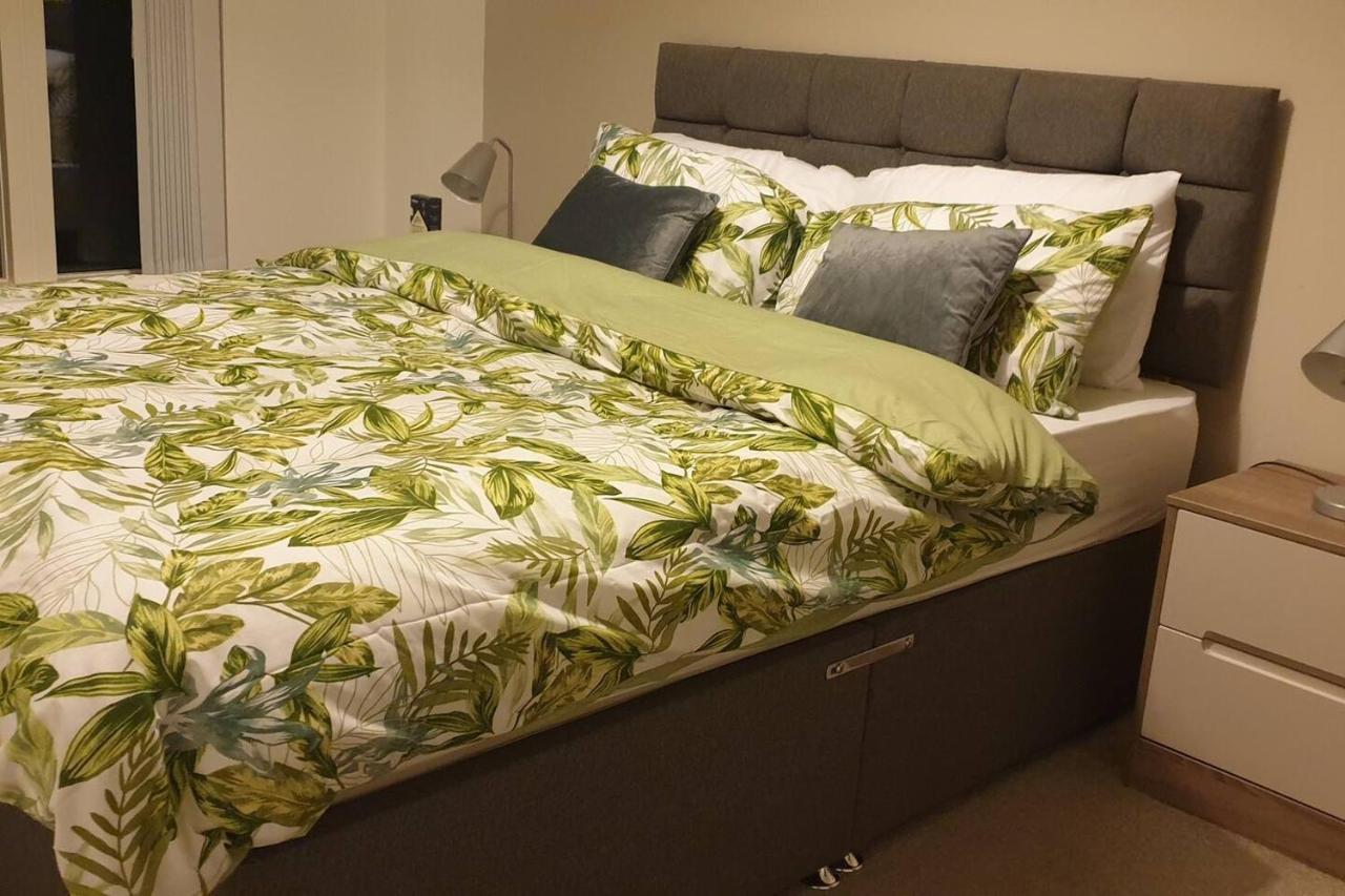 Stunning 2-Bed Apartment In Manchester City Centre مانشستر المظهر الخارجي الصورة